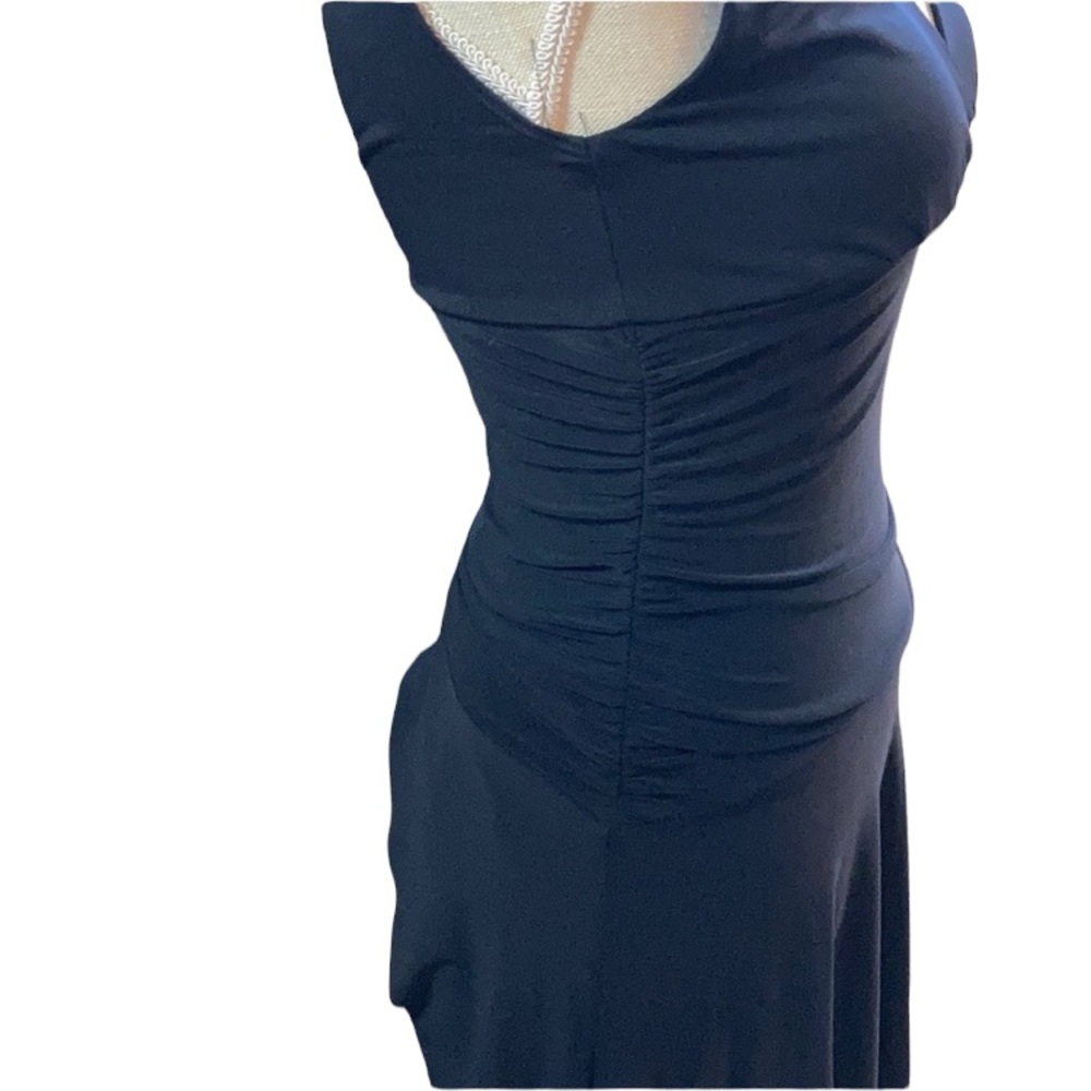 Assa Black V Neck Formal Midi dress - Picture 3 of 8
